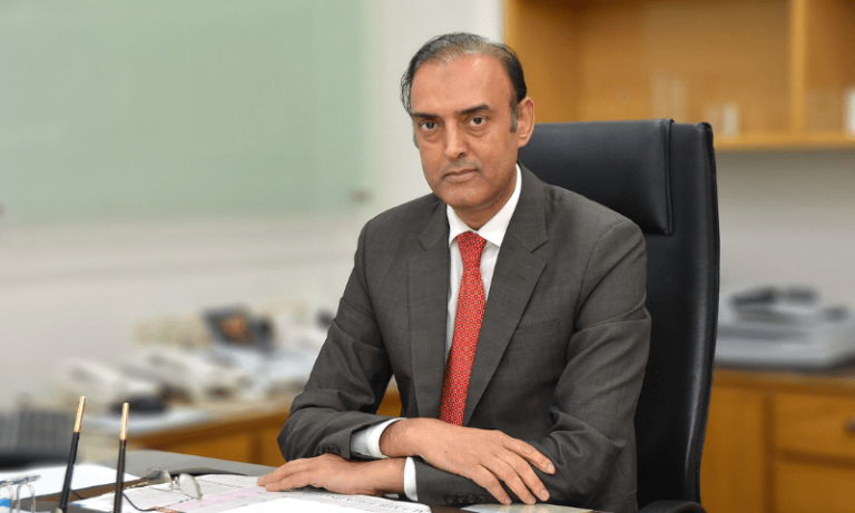 اسحاق ڈار کی آمد مارکیٹ کے اشاریوں میں بہتری کا باعث،گورنر اسٹیٹ بینک