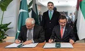 پاکستان اور دبئی: 3بلین ڈالر سے زائد سرمایہ کاری کے معاہدہ پر دستخط