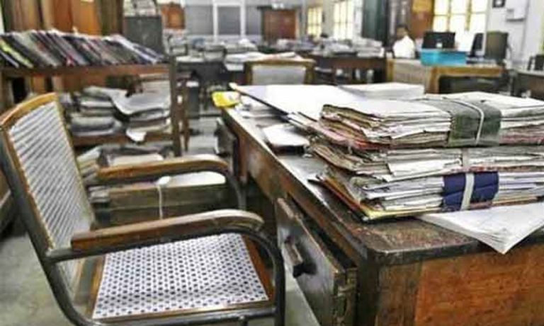 پنجاب بھر میں تدریسی بحران، 4400 سے زائد اساتذہ کی آسامیاں خالی