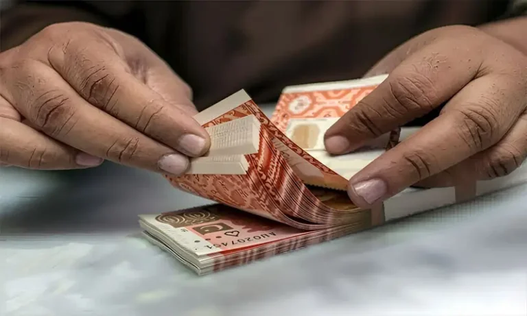 عید الفطر سے قبل وفاقی سرکاری ملازمین کو تنخواہیں ادا کرنے کا فیصلہ