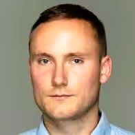 فیلڈ مارشل نے اپنی طاقت کو مضبوط کر لیا