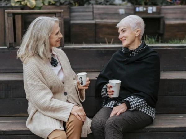 midlife-coffee-drinkers-enjoy-healthier-old-age-st1748943878-0-600x450