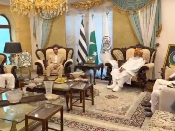 بلاول بھٹو اور مولانا فضل الرحمان کی ملاقات، سیاسی امور پر تبادلہ خیال
